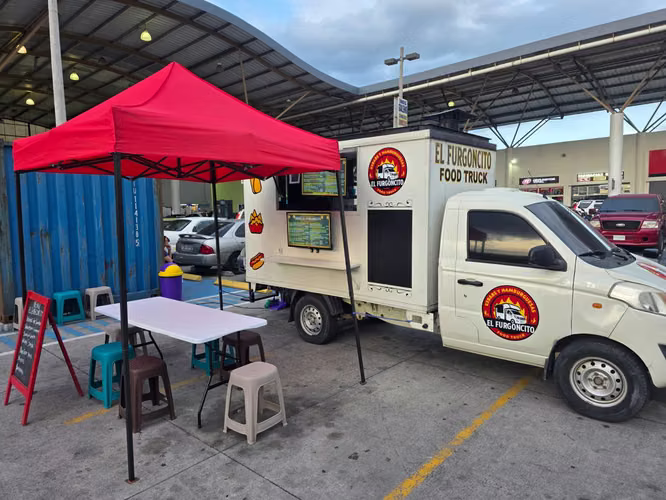 Food Truck 2018 Equipped - Ready to Work Now