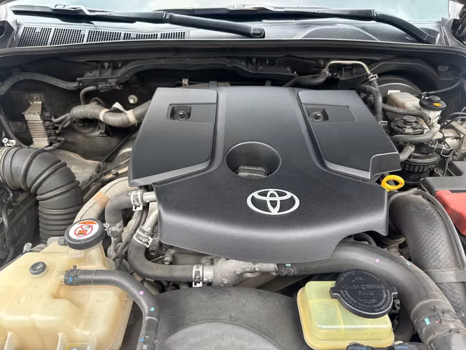 Toyota Hilux 2018 Automático y Tiptronic 4x4 de Agencia Turbo Diesel Nítido Nada que Invertir un Dueño - Imagen 10