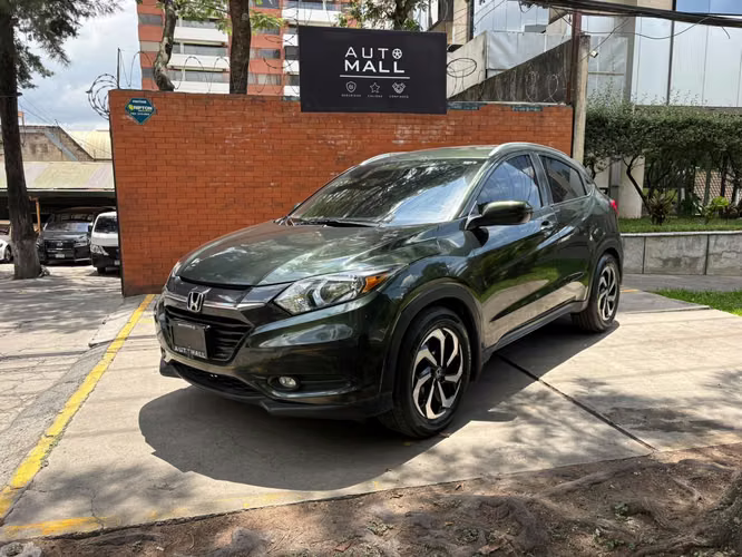 Honda HR-V EXL modelo 2017 55,000 millas 
