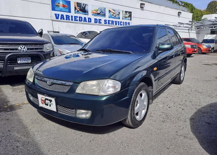 Mazda 323 Mecánica de Agencia 2000 Bien cuidada un dueño