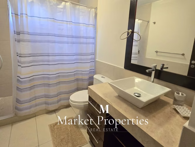 Apartamento amueblado en renta Zona 14, Edificio Cobella de 1 habitación - Imagen 8