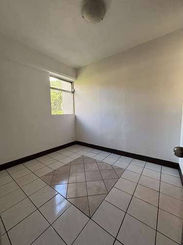 APARTAMENTO EN RENTA EN EDIFICIO CONVISTA ZONA 15, SAN LAZARO - Imagen 7