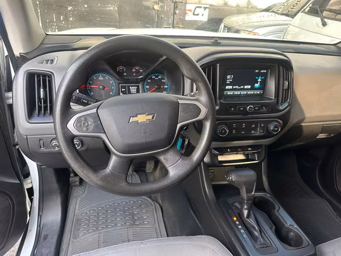 Chevrolet Colorado 2017 Importado Automático y Tiptronic 4x4 Nítido Nada que Invertir Bien Cuidado  - Imagen 8