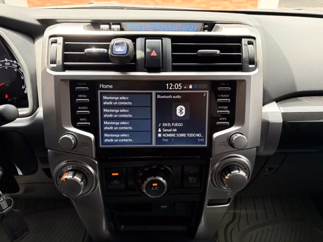 Toyota 4Runner SR5 de Agencia Modelo 2022 - Imagen 15