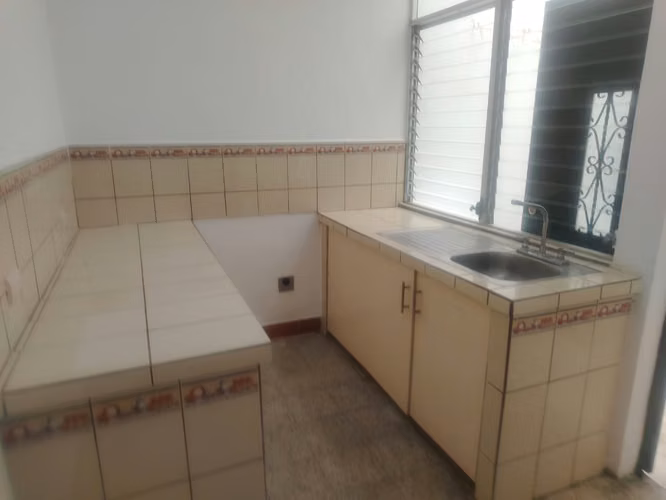 SE ALQUILA PRECIOSO APARTAMENTO PARA FAMILIA ZONA 4 DE MIXCO - Imagen 4