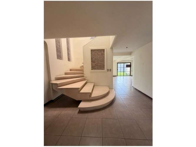 Casa en Venta Zona 16 - Imagen 2