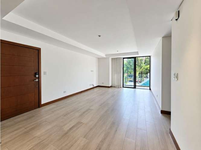 Apartamento en Venta Zona 10 - Imagen 4