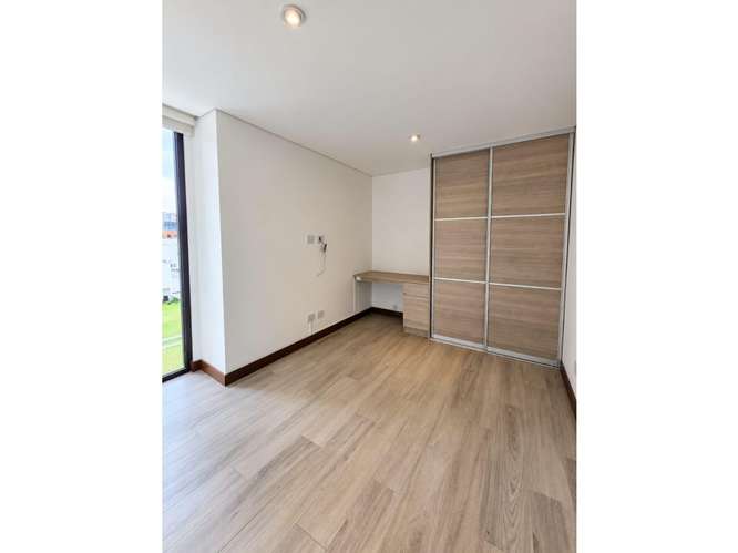 Apartamento en Venta Zona 10 - Imagen 7