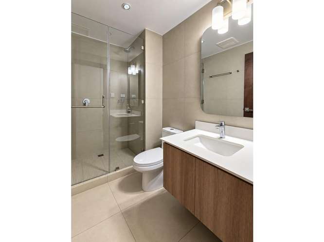 Apartamento en Venta Zona 10 - Imagen 8