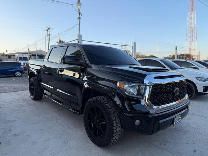 Toyota Tunda 2020 5.7 V8 4x4 TSS OFF-ROAD