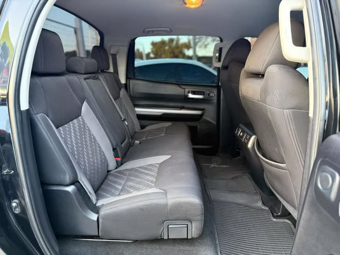 Toyota Tunda 2020 5.7 V8 4x4 TSS OFF-ROAD