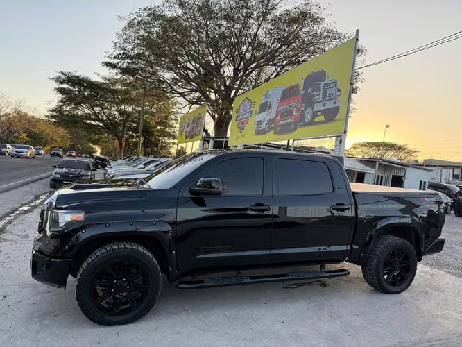 Toyota Tunda 2020 5.7 V8 4x4 TSS OFF-ROAD