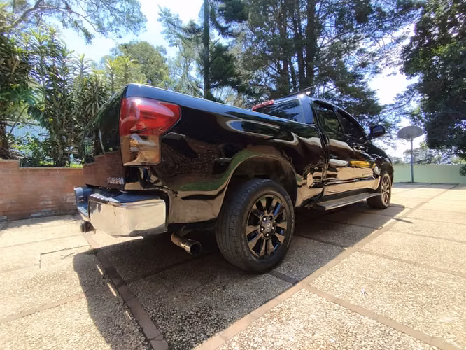 Toyota Tundra 2011 SR5 Doble Cabina 4x2 
