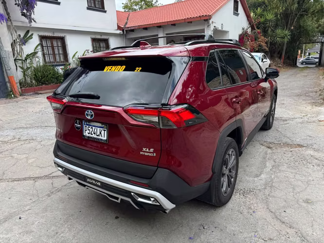 Toyota RAV4 XLE Hybrid AWD 2022 - Imagen 6