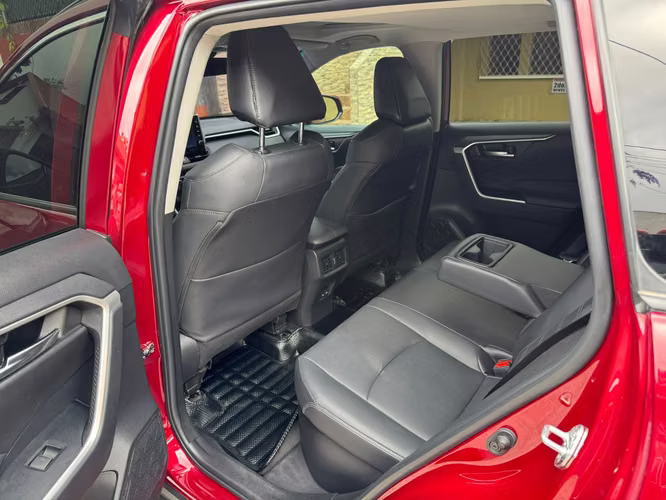 Toyota RAV4 XLE Hybrid AWD 2022 - Imagen 7