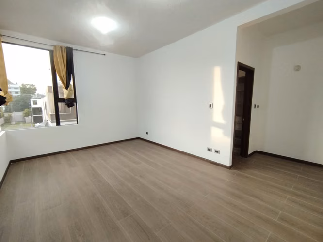  Casa en Venta | Zona 16 | 3 Habitaciones - 3.5 Baños