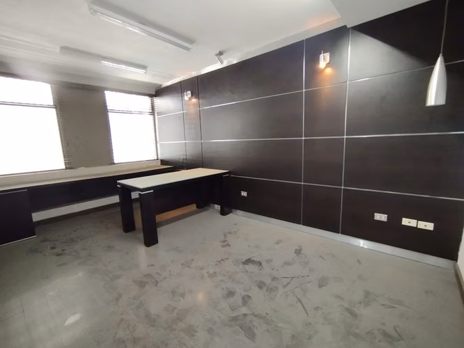 Edificio Corporativo en Renta – Zona 13 - Miniatura 11