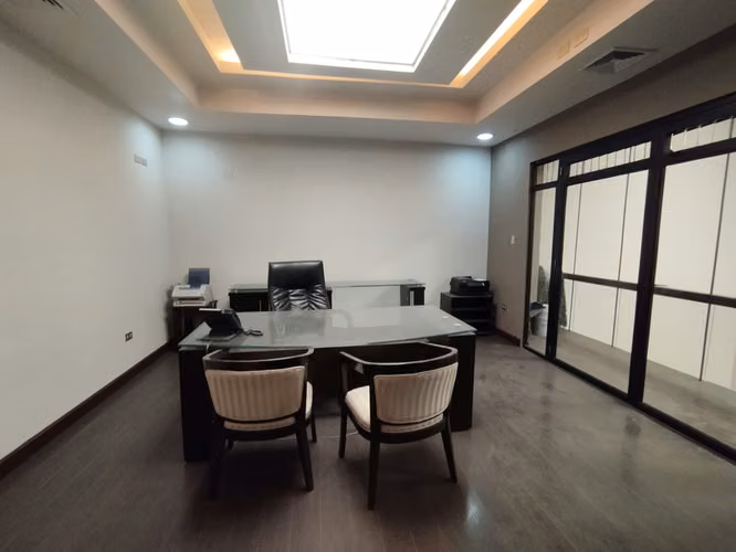 Edificio Corporativo en Renta – Zona 13 - Miniatura 5