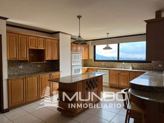 PENTHOUSE EN VENTA Y RENTA EN ZONA 10, A UNA CUADRA DE LA ESTACIÓN. - Imagen 4