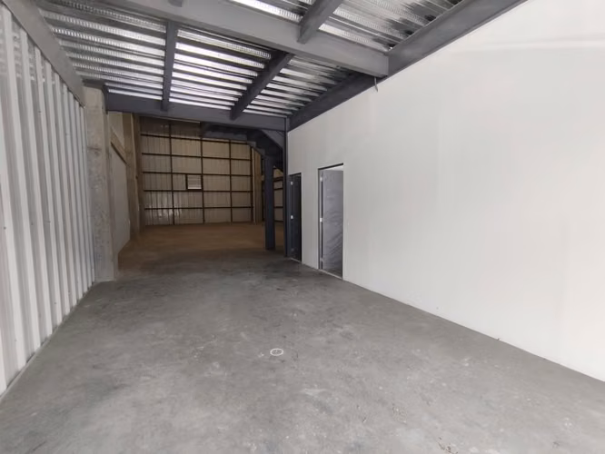 Ofibodega Estratégica | 260 M² | KM 13 Carretera a el Salvador