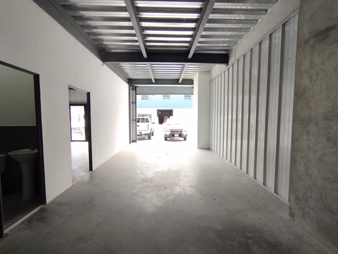 Ofibodega Estratégica | 260 M² | KM 13 Carretera a el Salvador