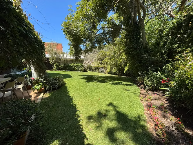 CASA EN VENTA EN COLINAS DE CASTEL, FRAIJANES  AMPLIO JARDIN - J - Imagen 3