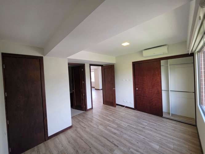 RENTO APARTAMENTO EN TAORMINA ZONA 15 VH2 CON BALCON AMPLIO Y BODEGA - Imagen 12