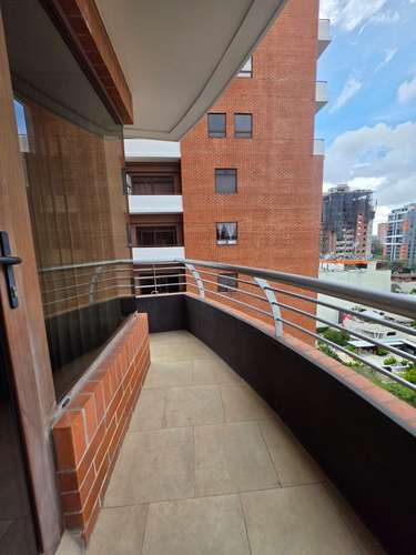 APARTAMENTO EN RENTA EN SANTA MARIA ZONA 10 AMUEBLADO - Imagen 1