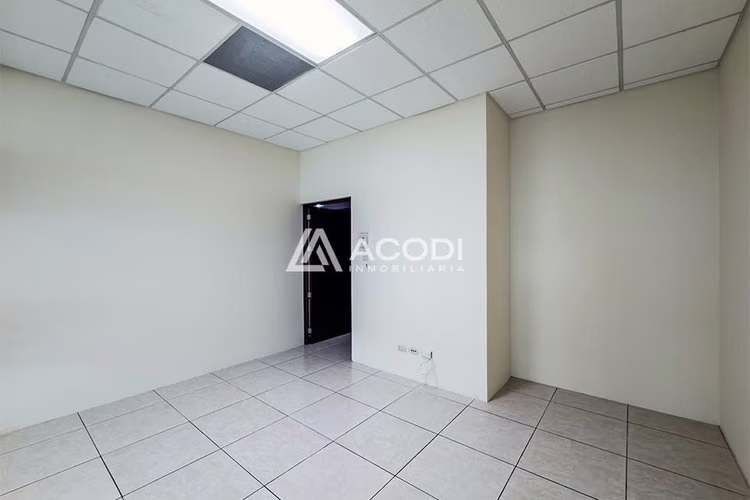Oficina en Zona 10 - Miniatura 8