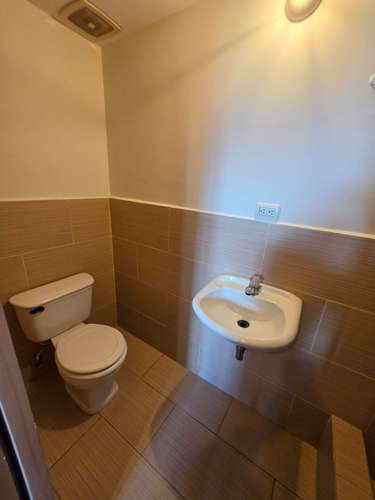 APARTAMENTO EN RENTA EN CONDADO LA VILLA ZONA 14 - Imagen 7