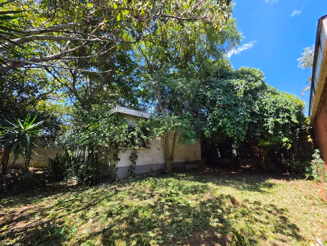 TERRENO CON CONSTRUCCION EN VENTA, COLONIA EL CARMEN, ZONA 12 | Dentro de Garita | (J) - Imagen 2