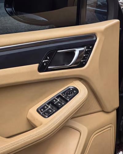 PORSCHE MACAN 2016 COLOR CAOBA METALICO  - Imagen 17