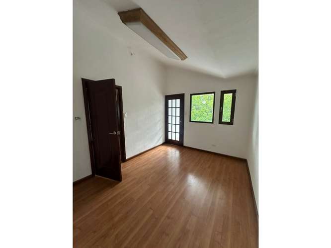  CASA EN RENTA – 3 HAB | CONDOMINIO LAS CEIBAS | ZONA 08 DE MIXCO - Imagen 12