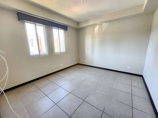 ALQUILER DE APARTAMENTO EN VILLAS CORUÑA  CONDADO EL NARANJO  - Imagen 3