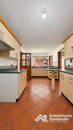HERMOSA Y AMPLIA CASA EN VENTA EN CARRETERA A MUXBAL KM 13.5 - Imagen 7