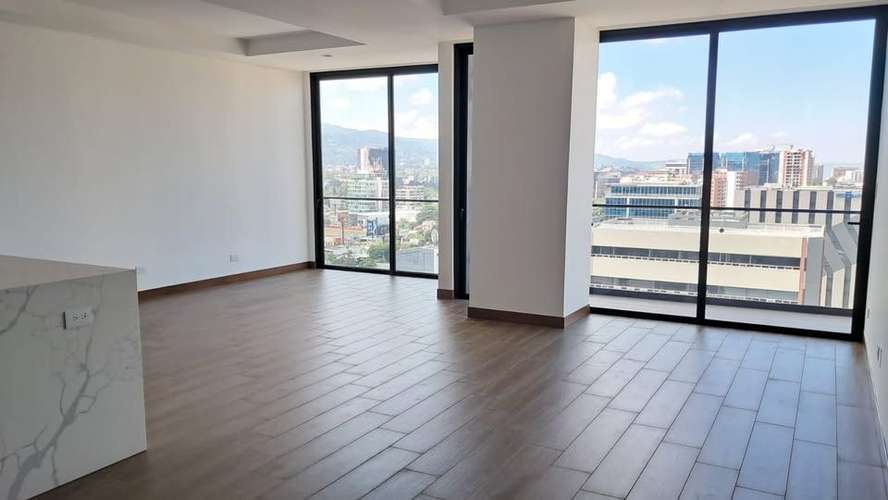 Apartamento en Zona 10 - Imagen 1