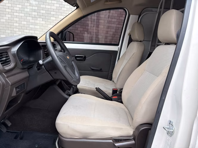 Chevrolet N400 Max de Agencia Modelo 2023