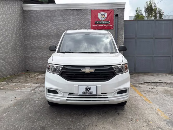 Chevrolet N400 Max de Agencia Modelo 2023