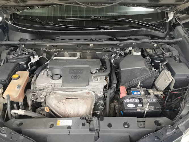 TOYOTA RAV 4 LE 2017