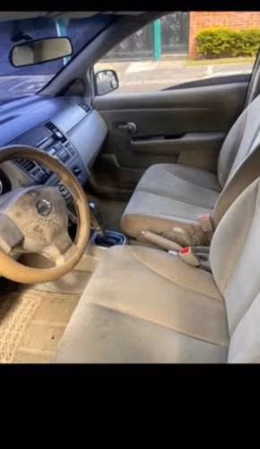 #Nissan_Versa Hatchback #Automatico #Modelo_2009 Q 27,000