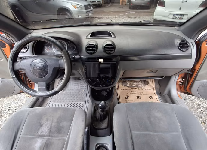 Lindo Chevrolet Optra modelo 2006 mecanico 