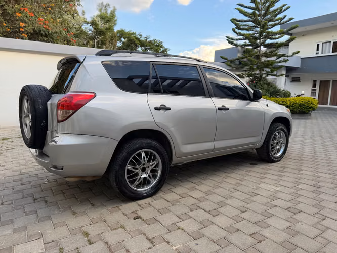 Toyota Rav4 mecánica 2008