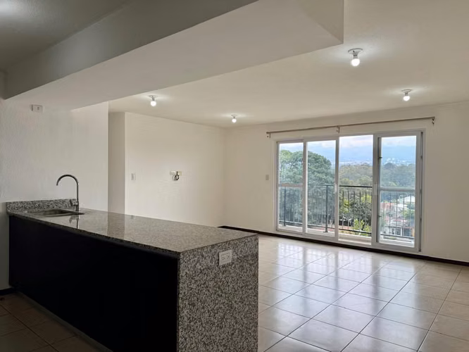 APARTAMENTO EN RENTA EN ZONA 11, PARQUE 11