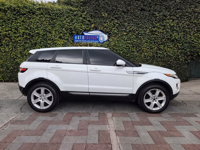 Land Rover Range Rover Evoque Pure Modelo 2014