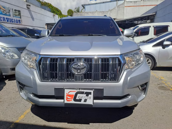Toyota Land Cruiser Prado TXL 2020 de Agencia Automática y Triptonic 4x4 Turbo Diésel un dueño  - Imagen 5