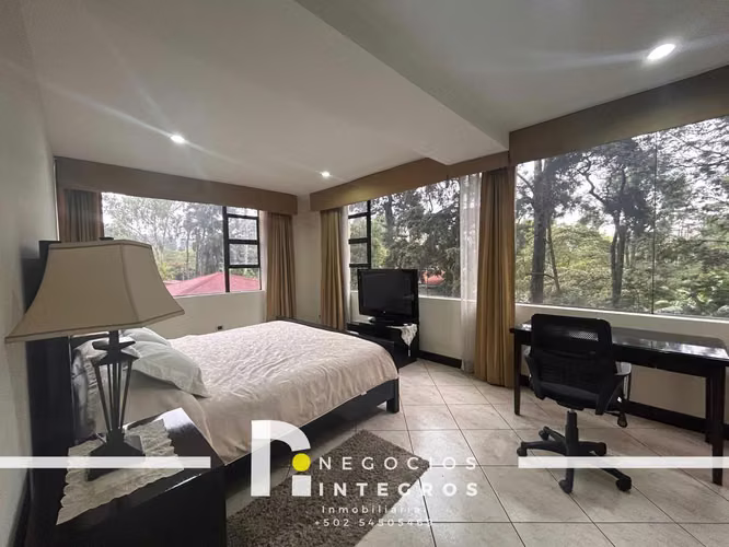 APARTAMENTO EN VENTA Z.10 CON LINDAS VISTAS A AREA VERDE Y PISCINA