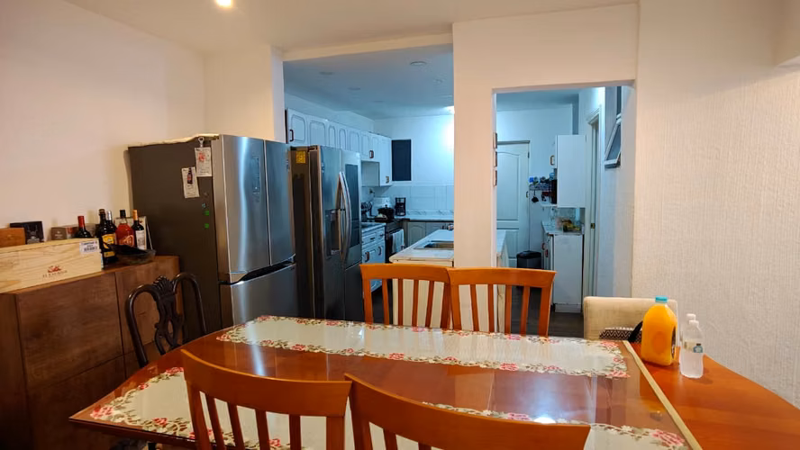 HERMOSA CASA EN VENTA EN JARDINES DE DOÑA VICTORIA VISTA HERMOSA 3 ZONA 15 - Imagen 4