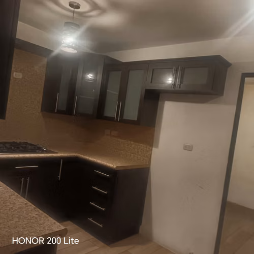 CASA EN RENTA EN BOSQUES DE ARRAZOLA CARRETERA A EL SALVADOR 