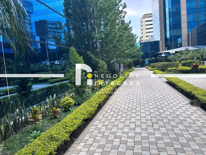 OFICINAS EN ALQUILER EN EUROPLAZA WORLD BUSINESS CENTER – ZONA 14 ( J )