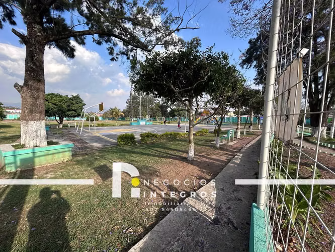 CASA EN VENTA EN MONTE BELLO 1 - CATALINA VILLA NUEVA  - Imagen 2